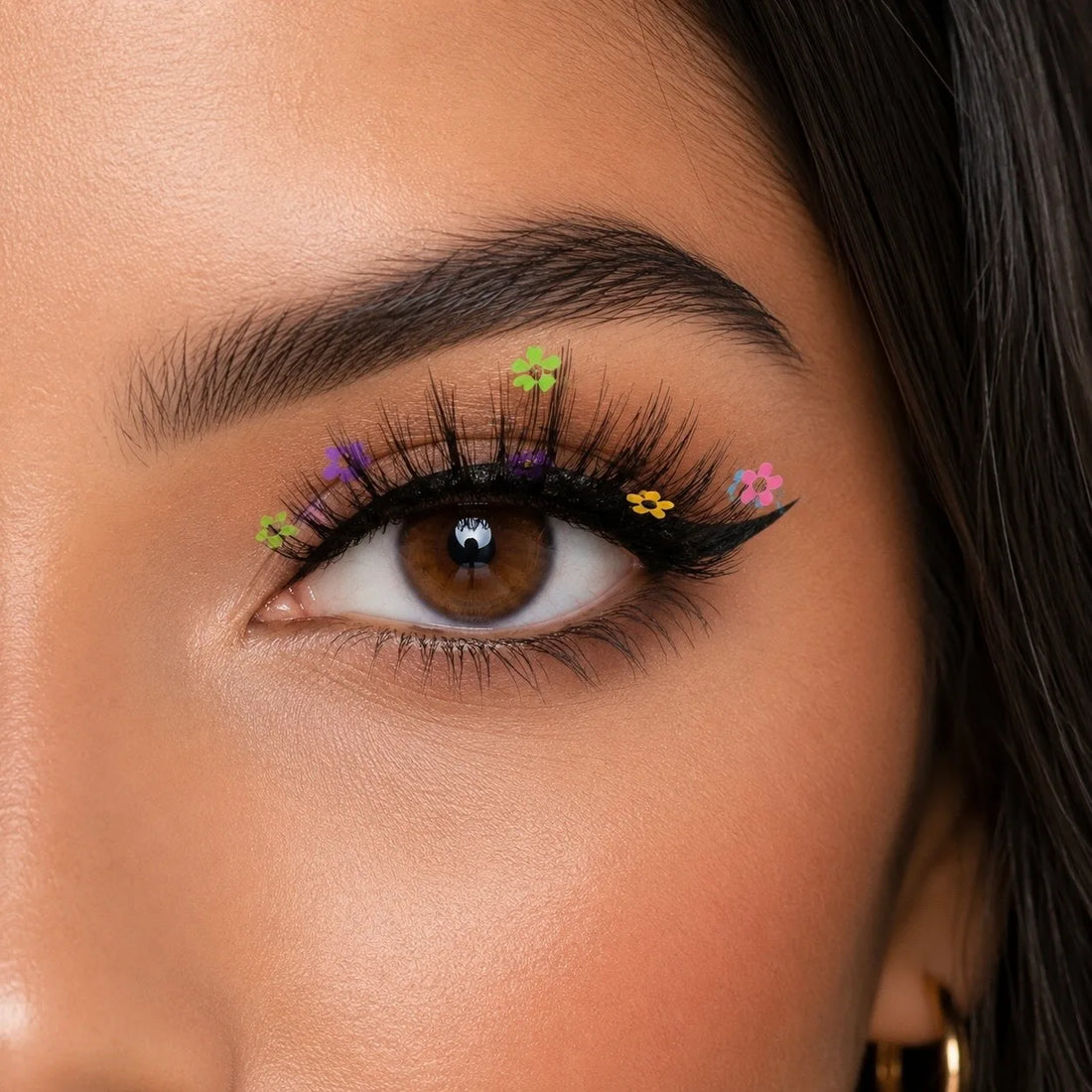 Fantasy Lashes with Sequins: How to Wear & Style Them