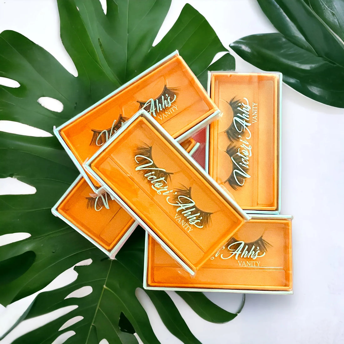 Invisible Magnetic Lashes: What They Are & How to Use Them